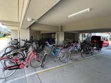 【大阪府/高槻市古曽部町】レオ高槻 駐輪場