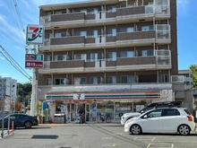 【大阪府/高槻市古曽部町】レオ高槻 セブンイレブン 高槻病院前店（現地より約210m）