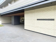 【大阪府/茨木市田中町】ジェイグラン・エル茨木 エントランス