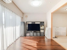 【大阪府/高槻市天神町】グランレ・ジェイド高槻天神 リビング