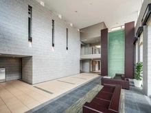 【大阪府/高槻市南芥川町】プラウドシティ高槻ステージア エントランス