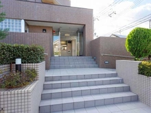 【大阪府/枚方市香里ケ丘】ステイツ枚方香里ケ丘七丁目 アプローチ