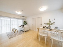 【東京都/品川区南大井】ヴェラハイツ大森 リビング・ダイニング：※家具・調度品等は本体価格に含まれません。