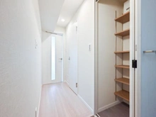 【東京都/豊島区西池袋】日神パレステージ西池袋 収納：シューズインクローゼット