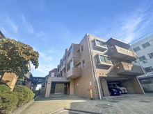 【東京都/品川区東大井】エクセルシオール品川大井町 外観