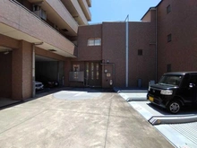 【東京都/中野区鷺宮】フラッツ鷺ノ宮 駐車場