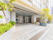 【東京都/新宿区住吉町】サンクタス四谷・曙橋ルーセンシティ エントランス