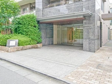 【東京都/中野区弥生町】クレストフォルム中野弥生町 エントランス