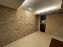 【東京都/東村山市栄町】プラウド久米川 エントランス