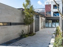 【東京都/中野区弥生町】ファブリックレジデンス中野 エントランス
