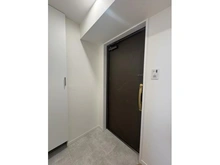 【東京都/中野区中野】ディアクオーレ中野文園 廊下：地下玄関