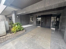 【東京都/府中市八幡町】アイディーコート府中 エントランス