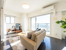 【東京都/府中市八幡町】ラヴィドール府中サザンテラス リビング・ダイニング：※家具・調度品は販売価格に含まれておりません