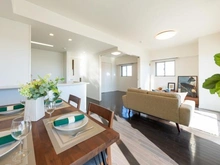 【東京都/府中市八幡町】ラヴィドール府中サザンテラス リビング・ダイニング