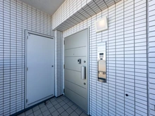 【東京都/府中市八幡町】ラヴィドール府中サザンテラス 玄関