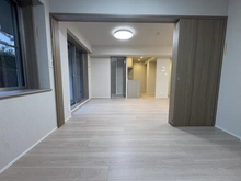 【東京都/中野区本町】ルイシャトレ新中野 洋室