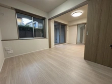 【東京都/中野区本町】ルイシャトレ新中野 洋室