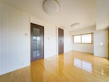 【東京都/品川区東五反田】新池田山マンション リビング・ダイニング