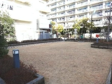 【東京都/江戸川区西葛西】ライオンズマンション小島町 敷地内：多目的広場