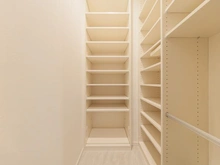 【東京都/中央区晴海】HARUMI FLAG PARK VILLAGE 晴海フラッグT棟 玄関：シューズインクローゼット