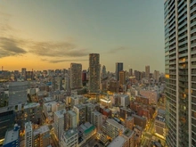 【東京都/中央区勝どき】パークタワー勝どきサウス 眺望：バルコニーからの夕景（ズームあり）