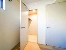 【東京都/新宿区下落合】リリーゼ目白近衛町 収納