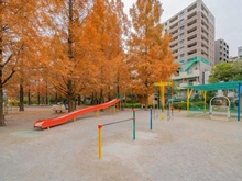 【東京都/中央区築地】イニシア築地レジデンス 中央区立あかつき公園（現地より約140m）