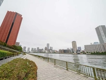 【東京都/中央区勝どき】サンステイト勝鬨橋リバーテラス 隅田川（現地より約10m）