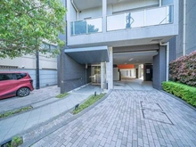 【東京都/豊島区雑司が谷】アトラス雑司が谷 エントランス