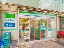 【東京都/豊島区南大塚】パークホームズ南大塚 ファミリーマート　大塚駅前店（現地より約500m）：