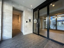 【東京都/東村山市栄町】グローベル久米川マークプレイス エントランス