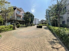 【東京都/東村山市栄町】グローベル久米川マークプレイス 野火止広場（現地より約300m）