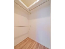 【東京都/中央区晴海】HARUMI FLAG PARK VILLAGE T棟 収納：ウィークインクローゼット