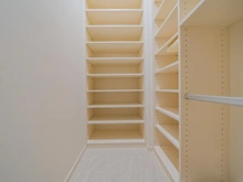 【東京都/中央区晴海】HARUMI FLAG PARK VILLAGE T棟 収納：シューズインクローゼット