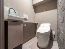 【東京都/府中市宮西町】プラウド府中グレイス トイレ