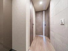 【東京都/府中市宮西町】プラウド府中グレイス 廊下