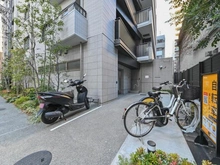 【東京都/府中市宮西町】プラウド府中グレイス バイク置き場