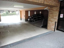 【東京都/渋谷区恵比寿】ライオンズマンション広尾南 駐車場