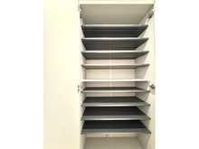 【東京都/渋谷区広尾】朝日広尾マンション 収納（玄関部分）