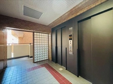 【東京都/渋谷区広尾】朝日広尾マンション 共用部：エレベーターホール