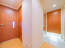 【東京都/渋谷区広尾】クオリア恵比寿パークフロント 玄関