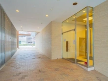 【東京都/渋谷区広尾】クオリア恵比寿パークフロント エントランス