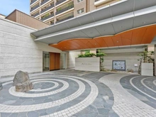 【東京都/渋谷区広尾】広尾ガーデンフォレスト G棟 エントランス：フォレストエントランス椿