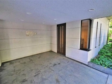 【東京都/港区西麻布】ファミール西麻布ベルファース エントランス