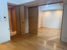 【東京都/目黒区中目黒】ピアース中目黒ローレルアイ リビング・ダイニング