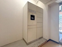 【東京都/港区西麻布】クラウン西麻布 宅配BOX