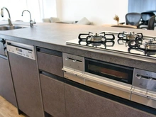 【東京都/渋谷区広尾】広尾マンション キッチン：浄水器・食洗器有