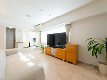 【東京都/渋谷区広尾】ユニーブル恵比寿 リビング