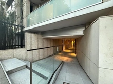 【東京都/港区西麻布】アトラス西麻布 エントランス