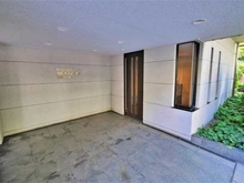 【東京都/港区西麻布】ファミール西麻布ベルファース エントランス